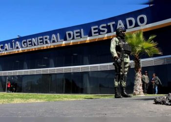 Juez vincula a proceso a adolescente por asesinato de dos profesoras