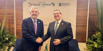 Juan Ramón de la Fuente fortalece lazos con Colombia, Cuba, Ghana y Haití en la CELAC