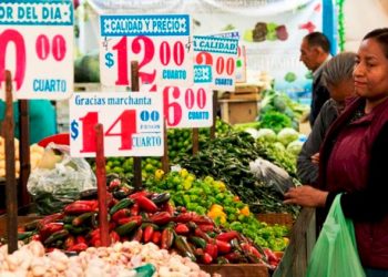 Consumidores enfrentan mayores costos en alimentos en México