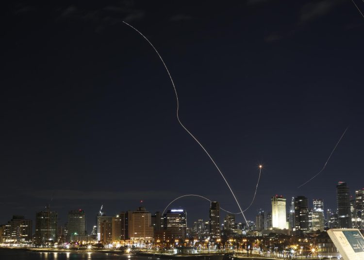 Francia, Reino Unido y Alemania advirtieron que podrían destruir la capacidad de Irán para lanzar misiles y drones