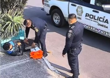 Policía de CDMX es suspendido tras golpear a joven en Coyoacán