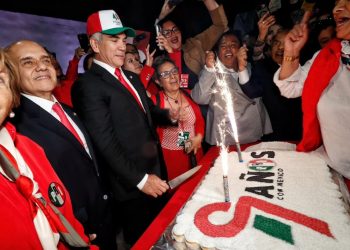PRI celebra 97 años y llama a construir una alianza para enfrentar a Morena rumbo a 2027