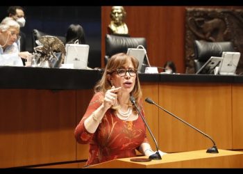 ¿Estrategia o coincidencia? Yeidckol Polevnsky y Yunes Márquez piden licencia antes del Plan B