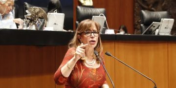 ¿Estrategia o coincidencia? Yeidckol Polevnsky y Yunes Márquez piden licencia antes del Plan B