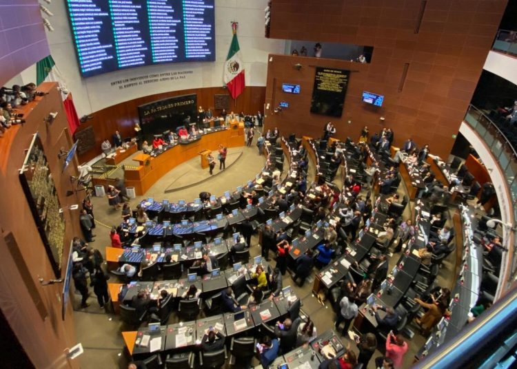 El coordinador del PVEM en el Senado, Manuel Velasco, aseguró que su partido respalda a Sheinbaum, aunque plantea ajustes a la reforma