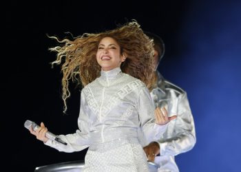 Shakira rompe récord de asistencia en el Zócalo de Ciudad de México
