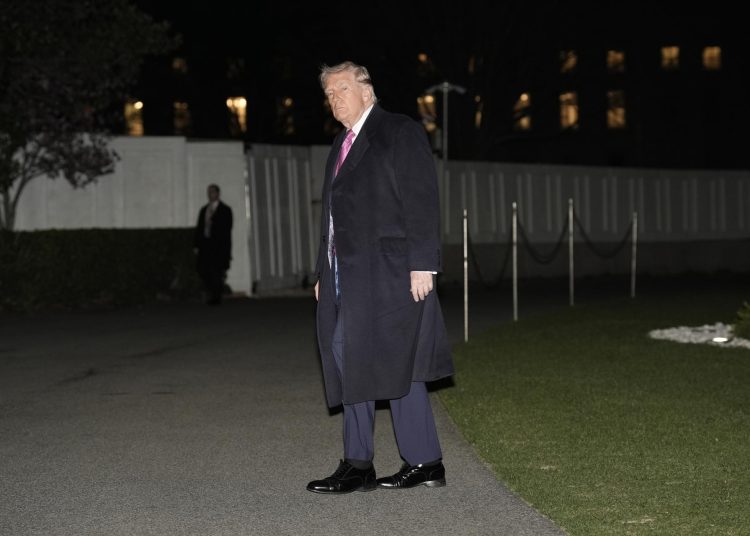 Donald Trump advierte posibles ataques contra instalaciones en Irán