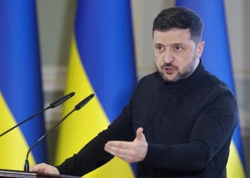 Zelenski reitera disposición de Ucrania a declarar un alto el fuego con Rusia