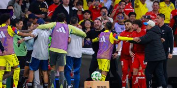 La Comisión Disciplinaria dio a conocer las sanciones para todos los involucrados en los conatos de bronca que se registraron durante el partido entre