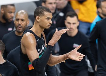 Wembanyama elegido “Defensa del Año” en la NBA