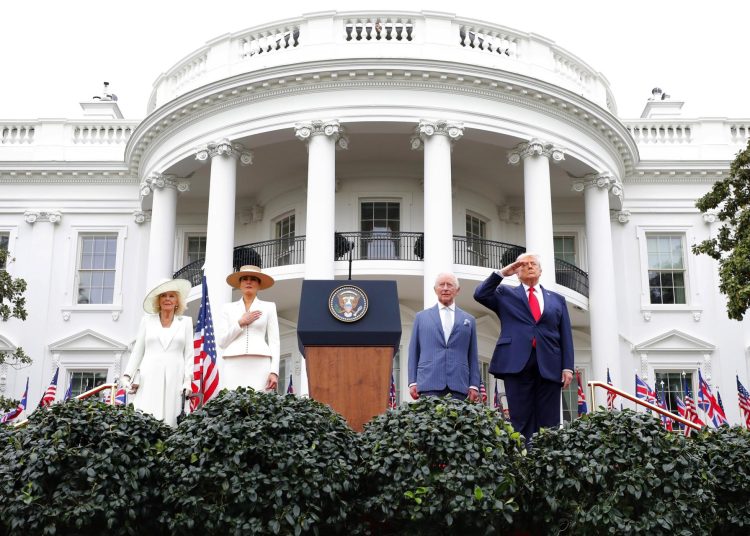 Trump saca sus mejores galas para la visita de Carlos III en "un día muy británico"