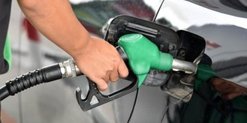 Hacienda reduce comisiones en pagos digitales en gasolineras