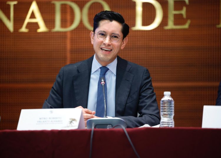Rinde protesta Roberto Velasco como nuevo secretario de relaciones exteriores, tras ser ratificado por el pleno del Senado