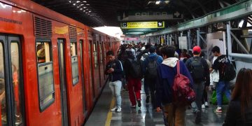 Caos en el Metro CDMX por paro de trabajadores y falta de mantenimiento