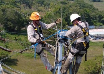 Anuncian escuela de plomería y electricidad para mujeres en CDMX: Conoce los detalles