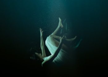 Eurídice según Eurídice, reimaginando el mito de Orfeo desde una perspectiva femenina y contemporánea 