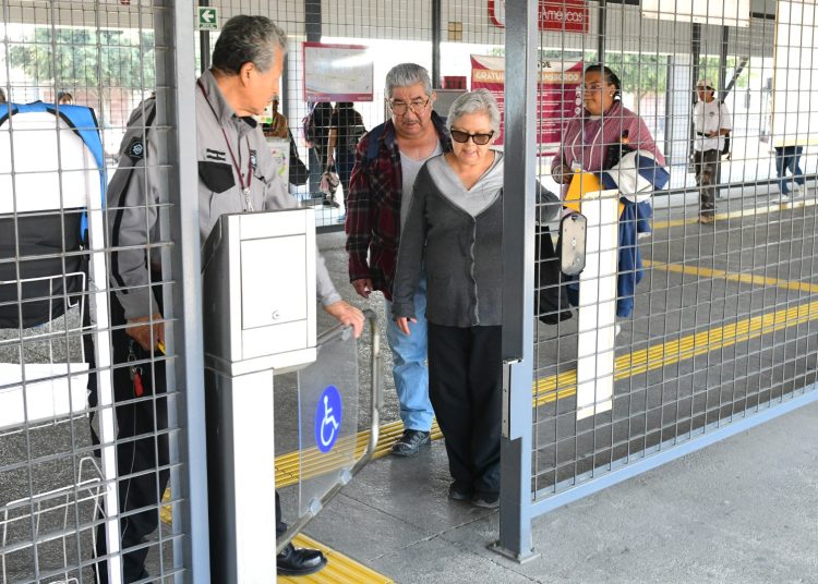 Supera Edomex 55 millones de viajes gratuitos en transporte público