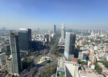 "No todo es fútbol": El plan de la Canaco para que el comercio de barrio gane con el Mundial.