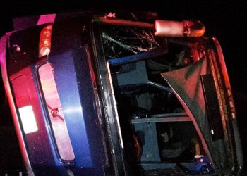 45 peregrinos lesionados, tras volcadura de camión en San Luis de la Paz