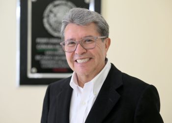 Monreal pide "visión de altura" y dejar atrás disputas personales en Morena