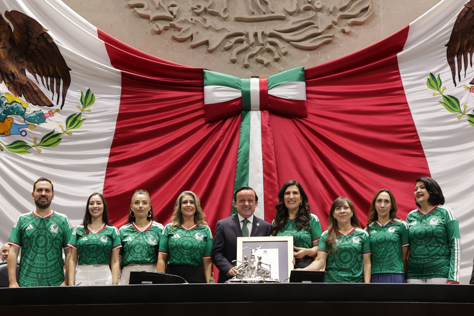 Diputados respaldan a Mikel Arriola y a la Selección rumbo al Mundial 2026