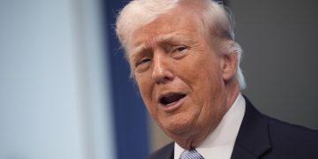 Trump da otras dos semanas a Irán para reabrir Ormuz gracias a la mediación de Pakistán