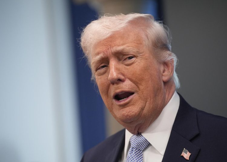 Trump da otras dos semanas a Irán para reabrir Ormuz gracias a la mediación de Pakistán