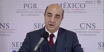 Desmienten fallecimiento del exprocurador Jesús Murillo Karam; sigue hospitalizado