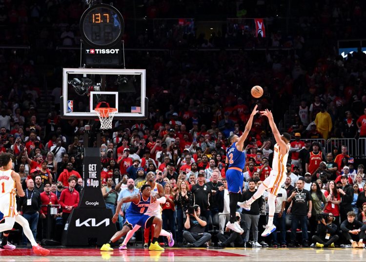 hawks