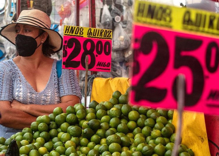 La inflación impacta el gasto básico en hogares de México