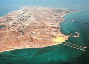 EE.UU. bombardea la isla de Jarg, clave para el petróleo de Irán; escala la tensión en Medio Oriente