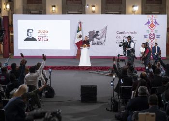El análisis se centró en el papel de las mañaneras en la política mexicana