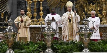 La homilía de Jueves Santo destacó la humildad y el servicio desinteresado