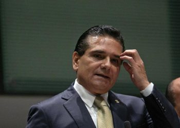 Solicitaron ficha roja del Interpol para Silvano Aureoles Conejo, ex gobernador de Michoacán