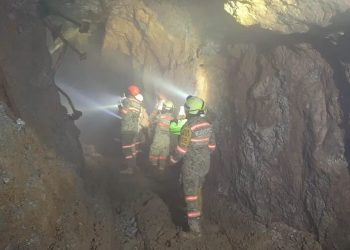 Brigadistas continúan labores de búsqueda en la Mina Santa Fe