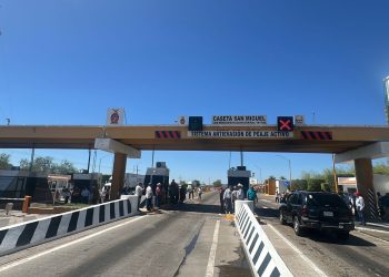 Productores sinaloenses toman casetas como parte del paro nacional