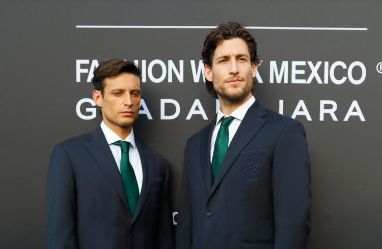 traje