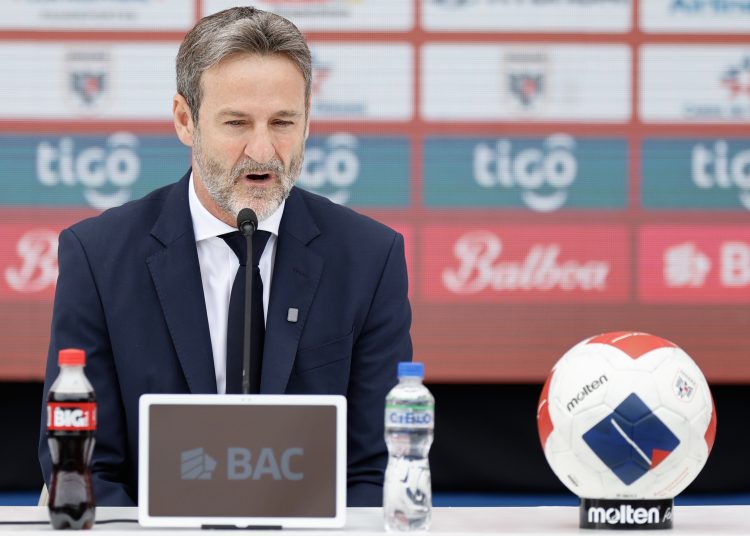 El regreso del histórico centrocampista Alberto 'Negrito' Quintero marcó este martes la presentación de la lista de 26 jugadores convocados por Thomas Christiansen para representar a Panamá