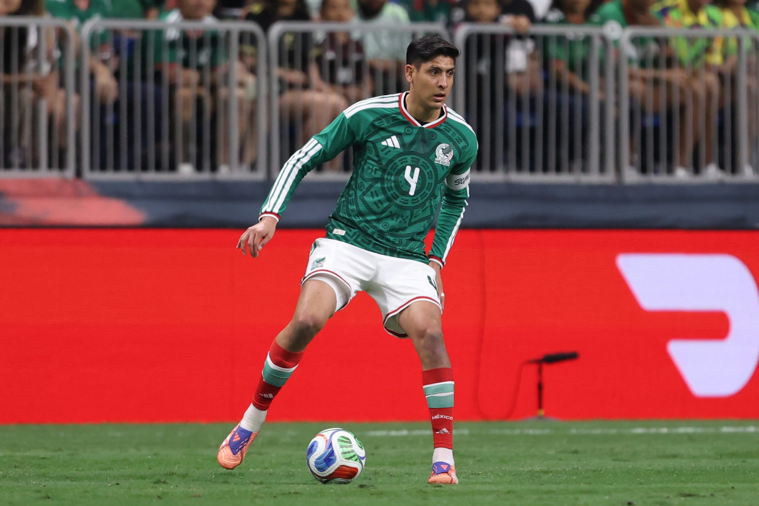 Álvarez, Jorge Sánchez y Chávez se incorporan a la selección