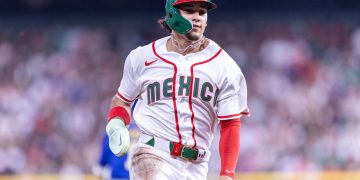 Los Angeles Dodgers concretaron la adquisición del jardinero Alek Thomas procedente de los Arizona Diamondbacks, luego de que la organización de Arizona