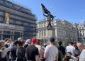 Banksy reaparece en Londres con misteriosa estatua en zona histórica