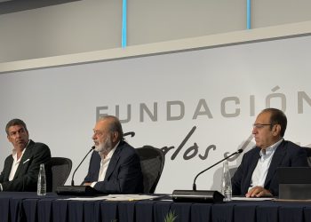 Carlos Slim destaca estabilidad económica y apuesta por inversión en México