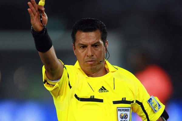 Armando Archundia, el árbitro mexicano que marcó época en los Mundiales