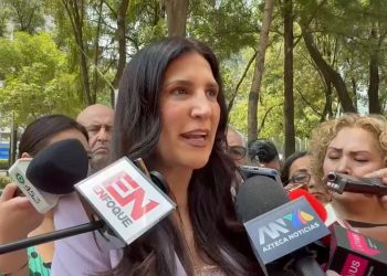 “Un insulto a la inteligencia”: Kenia López Rabadán tunde al oficialismo por comparar casos de Rocha y Maru Campos.