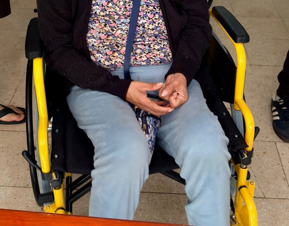 En Álvaro Obregón, mejoran calidad de vida con la entrega de sillas de ruedas