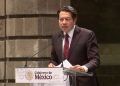 Mario Delgado anuncia incremento salarial del 9% para maestros