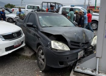 Accidente múltiple deja varios heridos en la México-Laredo