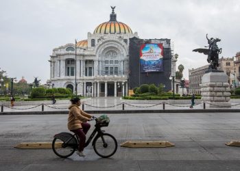"Megaproyecto turístico "perfect day" amenaza a casi 20 hectáreas de manglar"