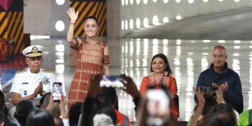 Claudia Sheinbaum inaugura la primera fase de remodelación del AICM