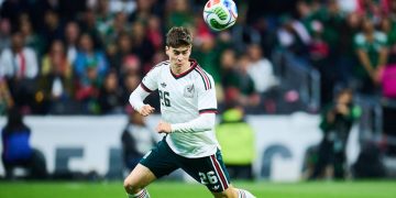 “Hormiga” González levanta la mano: una opción real para el ataque de México en el Mundial 2026
